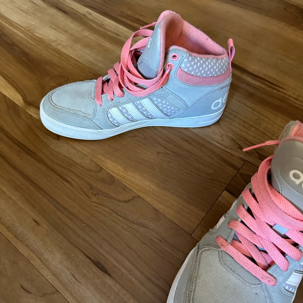 Rare Adidas High Tops - Picture 3 of 7